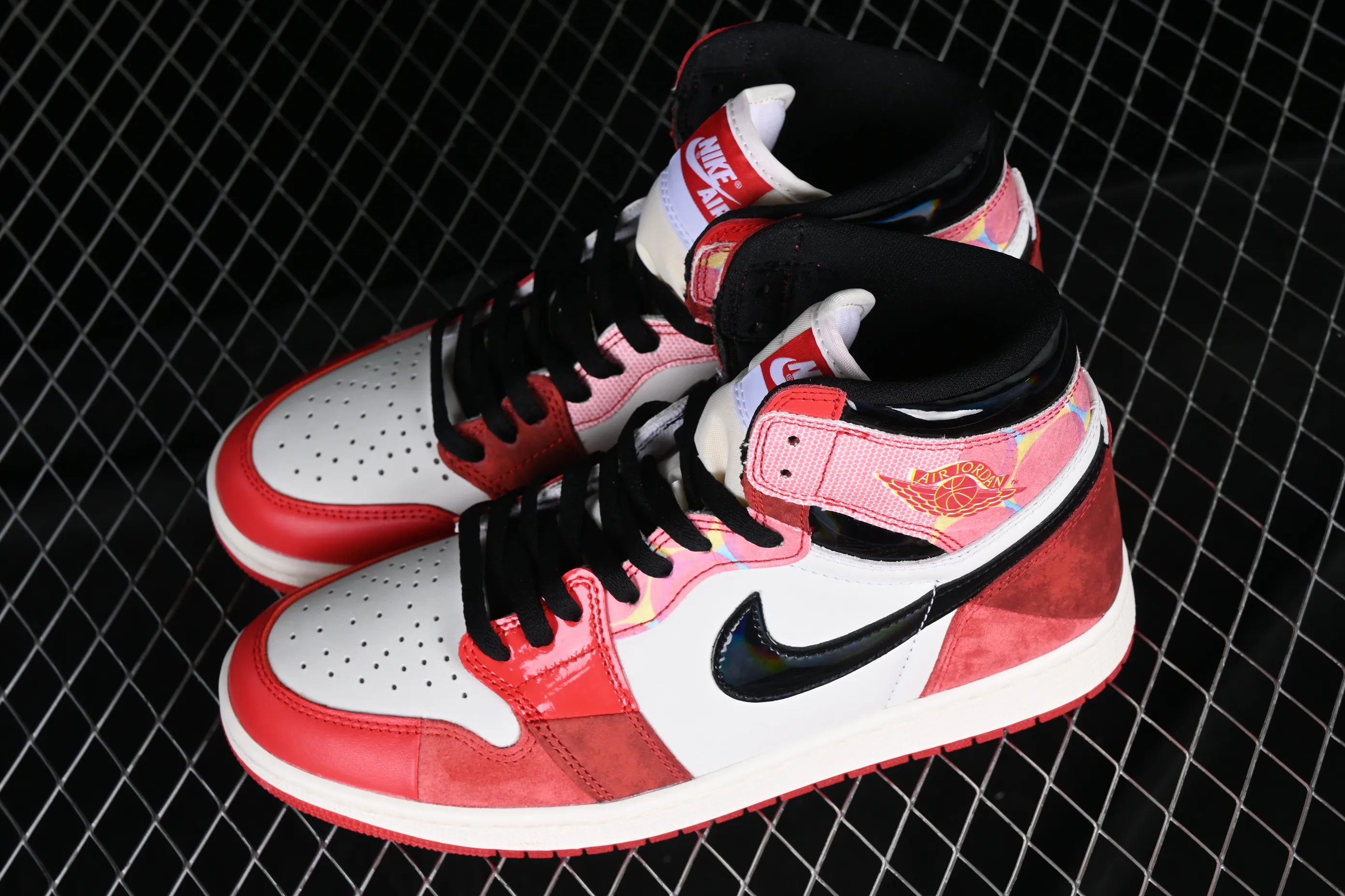 All categories Air Jordan Jordan series basketball shoes Air Jordan 1 High LW version Air Jordan 1 High OG "Next Chapter" AJ1 Joe 1 Spider-Man 2.0 high-top basketball shoes DV1748-601